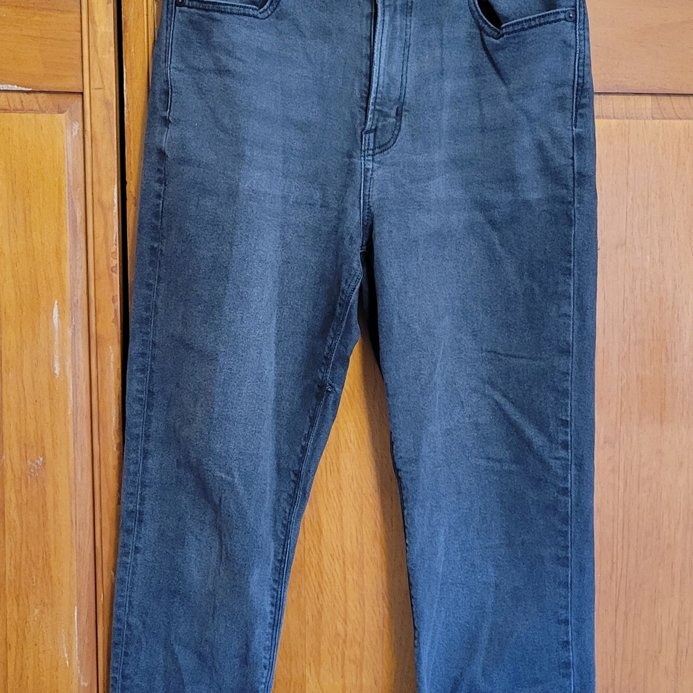 American Eagle "mom" jeans